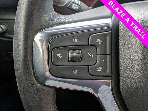 Used 2022 Chevrolet Blazer Premier image 11