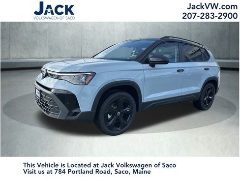 New 2026 Volkswagen Taos SE image 1