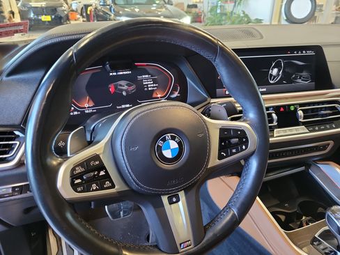 Used 2023 BMW X6 M50i w/ Executive Package AWD/4WD image 19