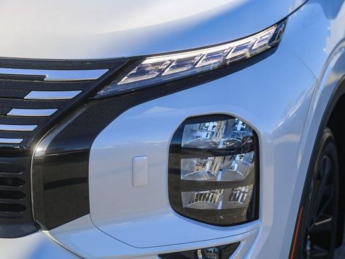 New 2026 Nissan Rogue SL AWD/4WD image 4