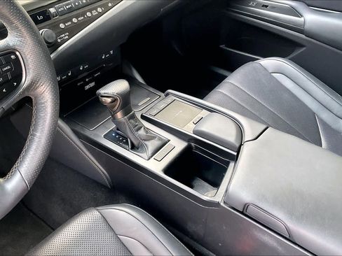 Used 2020 Lexus ES 350 F Sport image 16