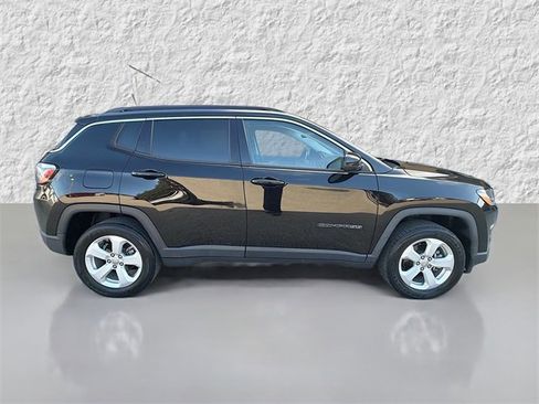 Used 2020 Jeep Compass Latitude w/ Popular Equipment Group image 2