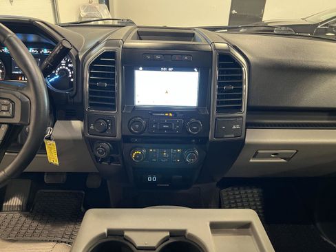 Used 2017 Ford F150 XLT w/ Equipment Group 302A Luxury AWD/4WD image 16