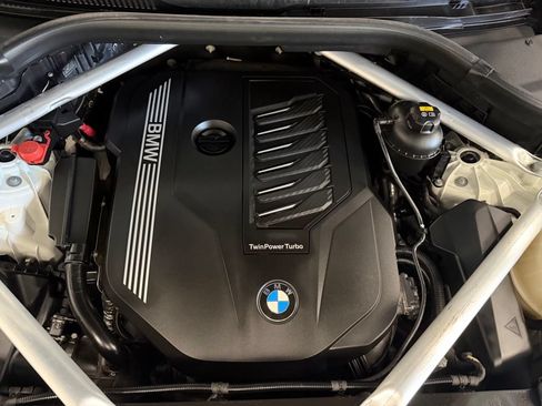 Used 2019 BMW X5 xDrive40i w/ Convenience Package AWD/4WD image 9