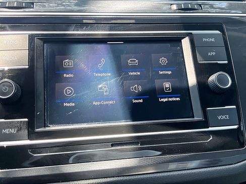 Certified 2023 Volkswagen Tiguan S FWD image 34