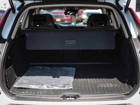 Used 2018 Volvo XC60 T6 Inscription w/ Convenience Package AWD/4WD image 70