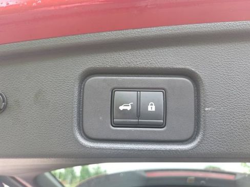 Used 2023 Nissan Pathfinder SL w/ SL Premium Package AWD/4WD image 14