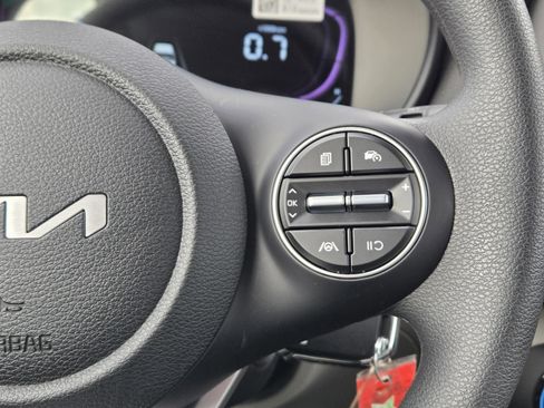 New 2025 Kia Soul LX image 23