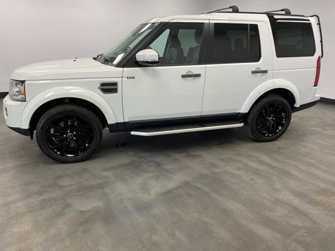 Used 2016 Land Rover LR4 HSE AWD/4WD image 3