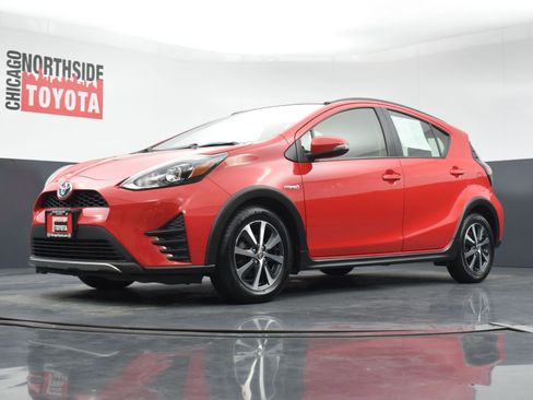 Used 2018 Toyota Prius C Two FWD image 31