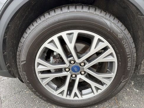 Used 2022 Ford Escape SEL image 44