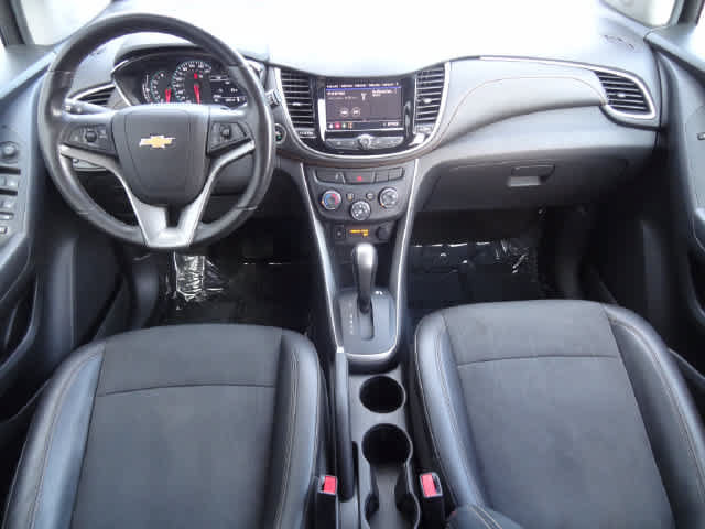 Used 2022 Chevrolet Trax LT w/ Sport Edition AWD/4WD image 10