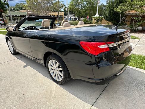 Used 2014 Chrysler 200 Touring FWD image 7
