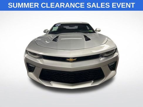 Used 2018 Chevrolet Camaro SS RWD image 8