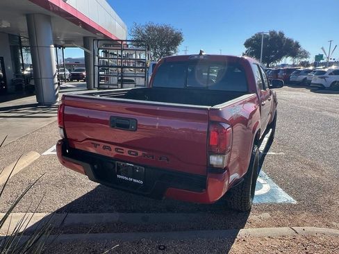 Used 2022 Toyota Tacoma SR image 4