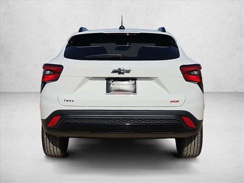 New 2026 Chevrolet Trax RS w/ Sunroof Package image 8