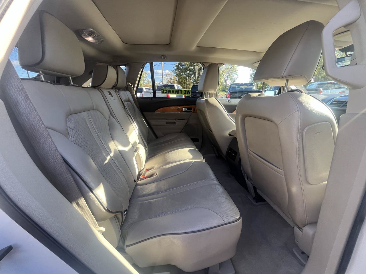 Used 2011 Lincoln MKX AWD w/ Sight & Sound Pkg image 18