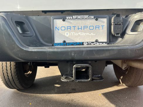 Used 2018 RAM 2500 Tradesman w/ Snow Chief Group image 40