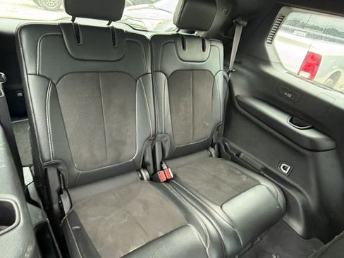 Used 2025 Jeep Grand Cherokee L Altitude AWD/4WD image 22