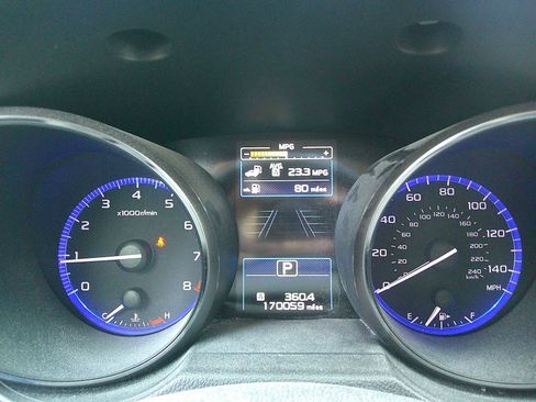 Used 2016 Subaru Outback 2.5i Limited AWD/4WD image 10