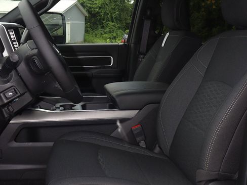 New 2025 RAM 2500 Big Horn image 13