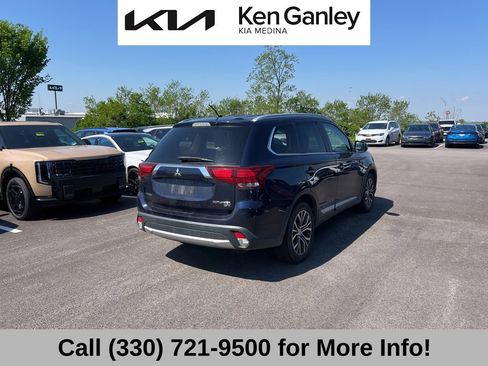 Used 2016 Mitsubishi Outlander GT AWD/4WD image 5