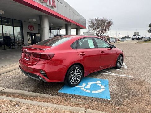 Used 2024 Kia Forte GT-Line w/ GT-Line Premium Package image 5