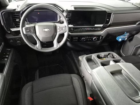 Used 2026 Chevrolet Silverado 2500 LT w/ All Star Edition AWD/4WD image 10