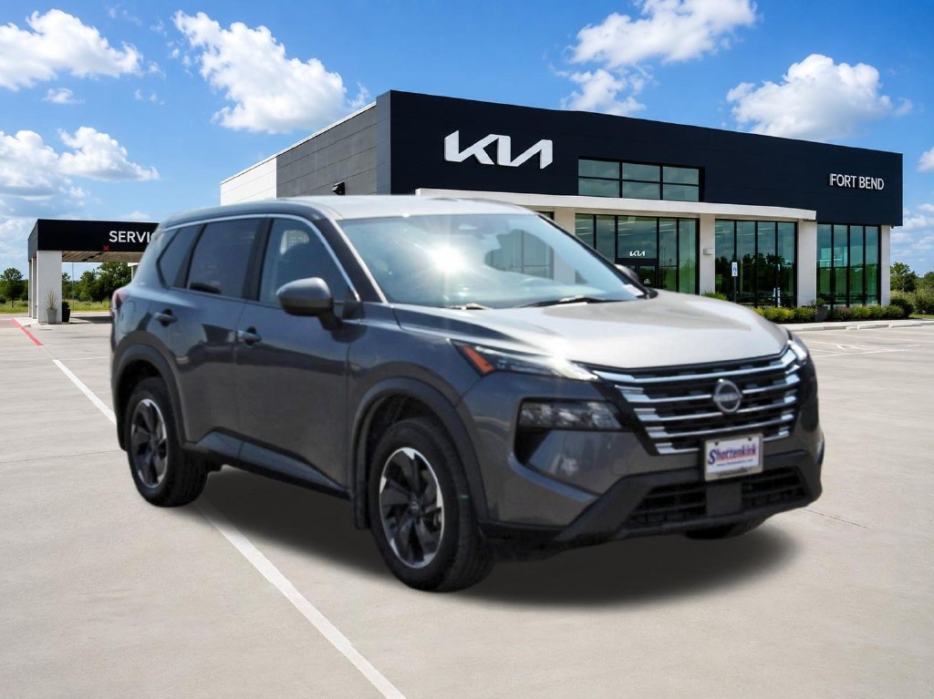 Used 2024 Nissan Rogue SV FWD image 3