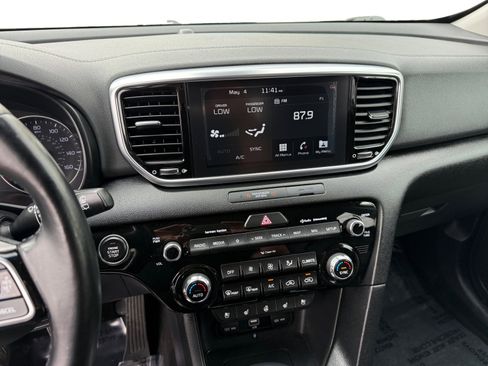 Used 2020 Kia Sportage EX w/ EX Technology Package FWD image 12