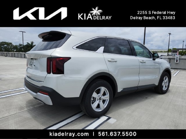 New 2026 Kia Sorento LX FWD image 3