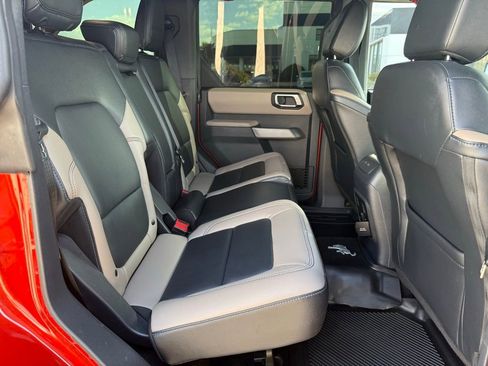 Used 2023 Ford Bronco Wildtrak AWD/4WD image 21