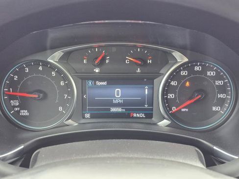 Used 2023 Chevrolet Equinox LT image 24