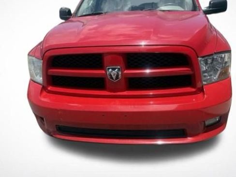 Used 2011 RAM 1500 Express AWD/4WD image 4