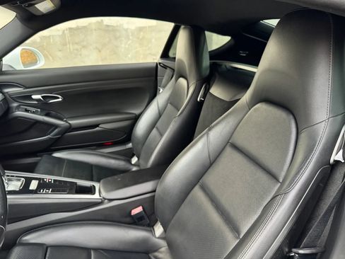 Used 2014 Porsche Cayman RWD image 17