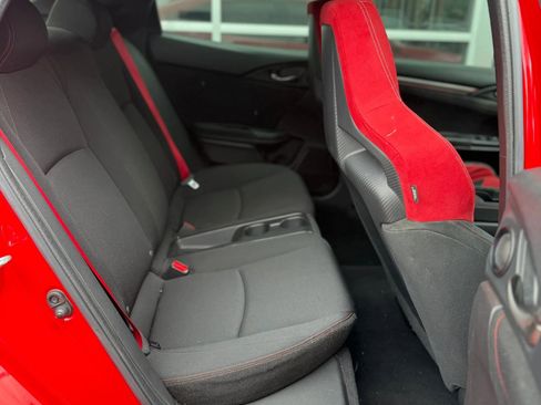 Used 2018 Honda Civic Type R image 6