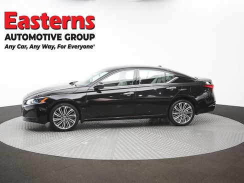 Used 2024 Nissan Altima 2.5 SL AWD/4WD image 59