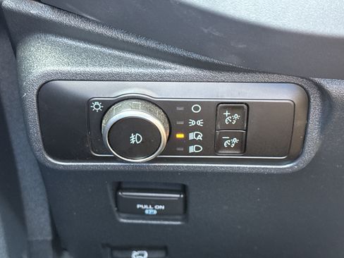 Used 2025 Ford Bronco Badlands AWD/4WD image 23