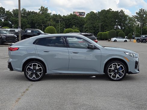 Used 2025 BMW X2 M35i AWD/4WD image 6