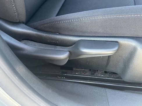 Used 2024 Chevrolet Malibu LT image 36