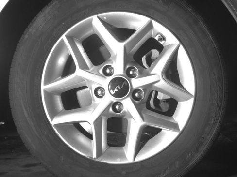 Used 2025 Kia Soul LX w/ LX Technology Package image 13