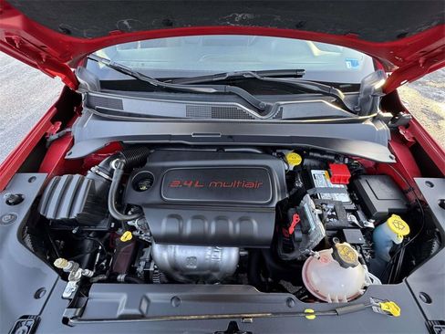 Used 2022 Jeep Compass Limited w/ (RED) Package image 13