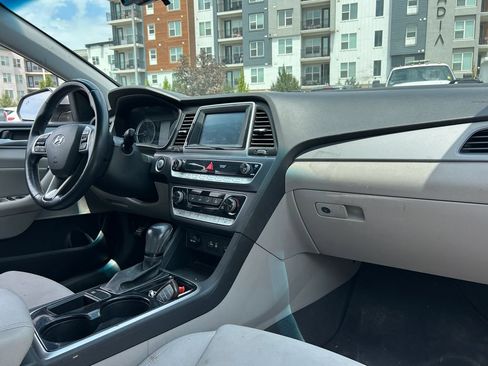 Used 2018 Hyundai Sonata SEL FWD image 31