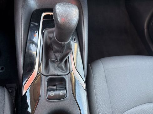 Certified 2022 Toyota Corolla LE image 31