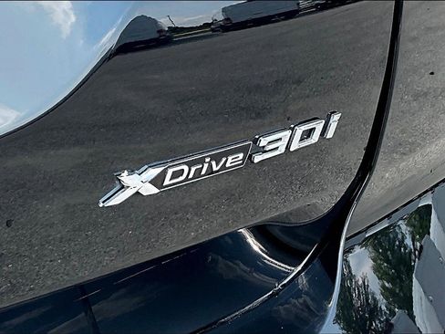 Used 2023 BMW X3 xDrive30i image 18