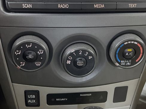 Used 2012 Toyota Corolla LE image 25