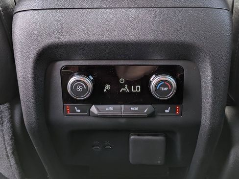 New 2026 GMC Acadia Denali Ultimate AWD/4WD image 21
