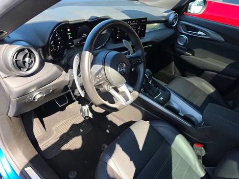 Used 2024 Alfa Romeo Tonale Veloce AWD/4WD image 5