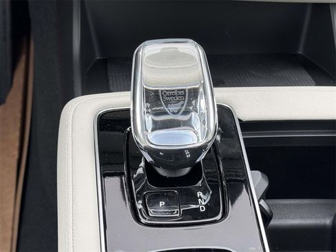 New 2026 Volvo XC90 T8 Ultra w/ Protection Package Premier image 6