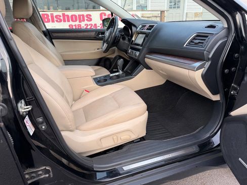 Used 2015 Subaru Outback 2.5i Limited AWD/4WD image 11
